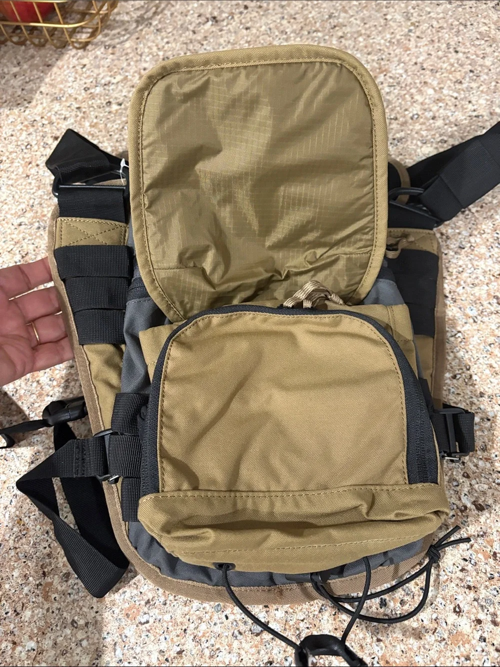 NWT Leupold Recon GO Bag XF in Shadow Gray/Tan